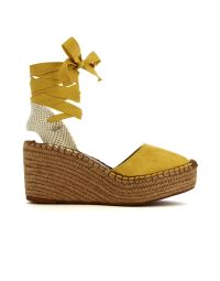 Sandali gialli con zeppa modello campesine