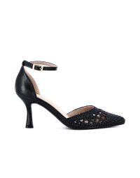 Decolletè nere a punta con lavorazione intrecciata cinturino e tacco medio a rocchetto