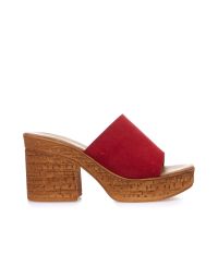 Zoccoli rossi in pelle con tacco e plateau