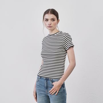 T shirt a righe bianca e nera