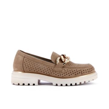 Mocassini casual marroni traforati con catena e suola carrarmato