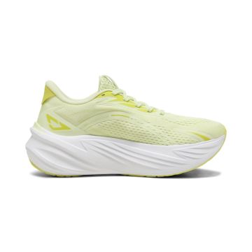 Scarpe da corsa su strada Puma Maxima Pro Lux giallo fluo da donna