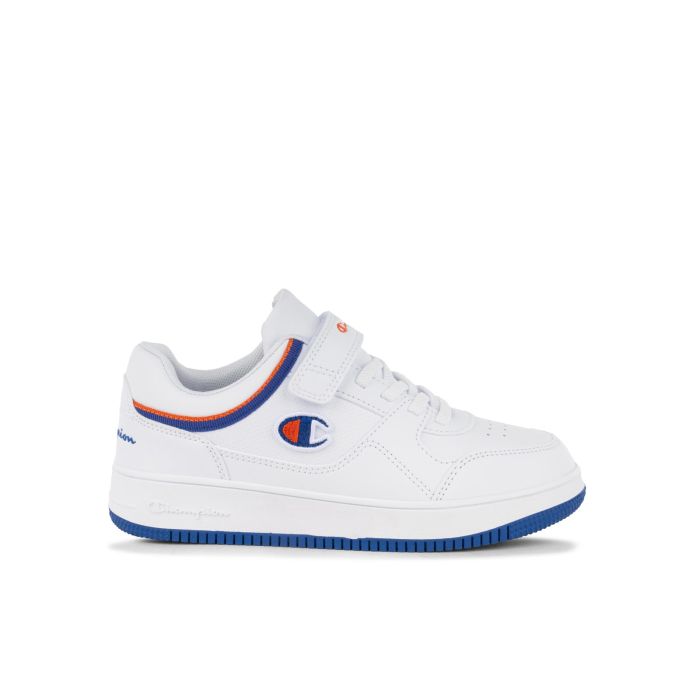 Sneakers bianche da ginnastica con strappo