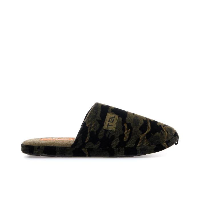 Ciabatte verdi da casa con stampa camouflage