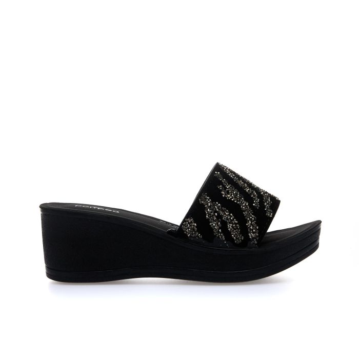 Ciabatte nere da mare con zeppa e strass