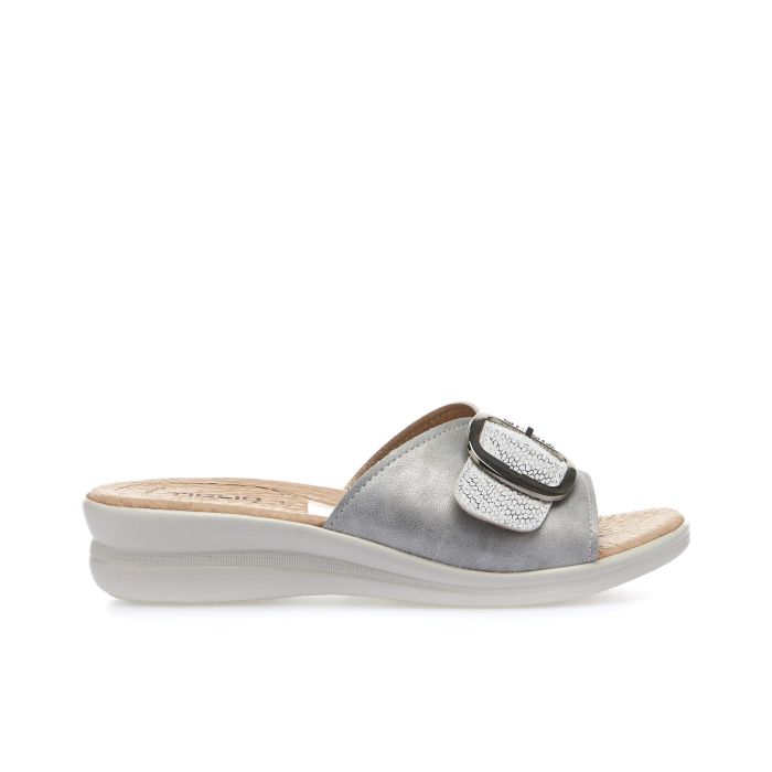 Ciabatte comfort argento con fibbia e zeppina