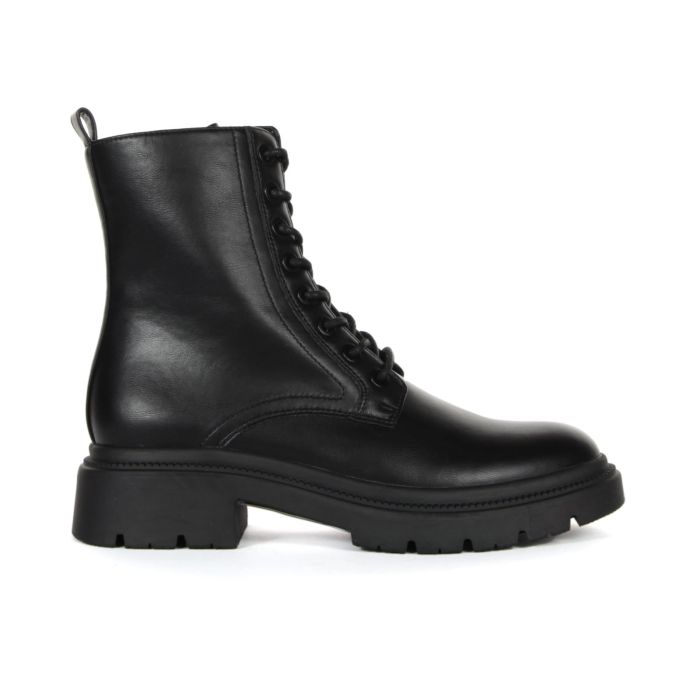 Anfibi da donna neri con lacci