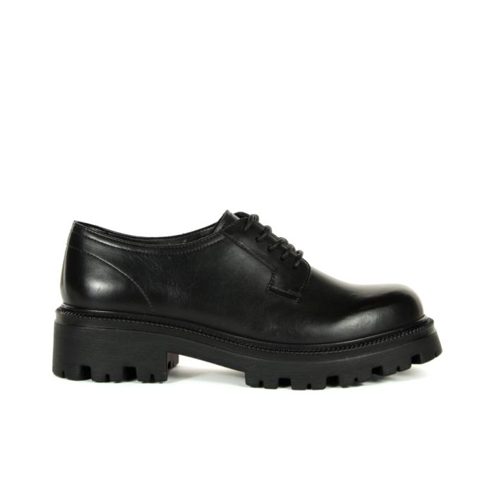 Scarpe nere casual con lacci