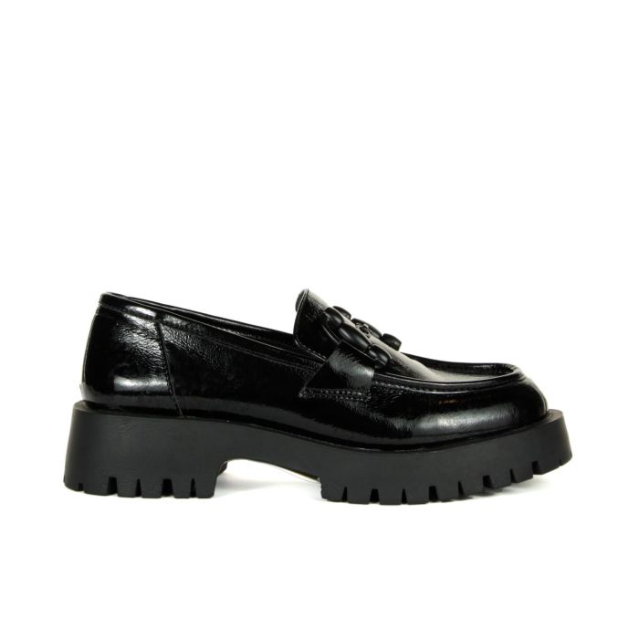 Mocassini neri lucidi casual con morsetto