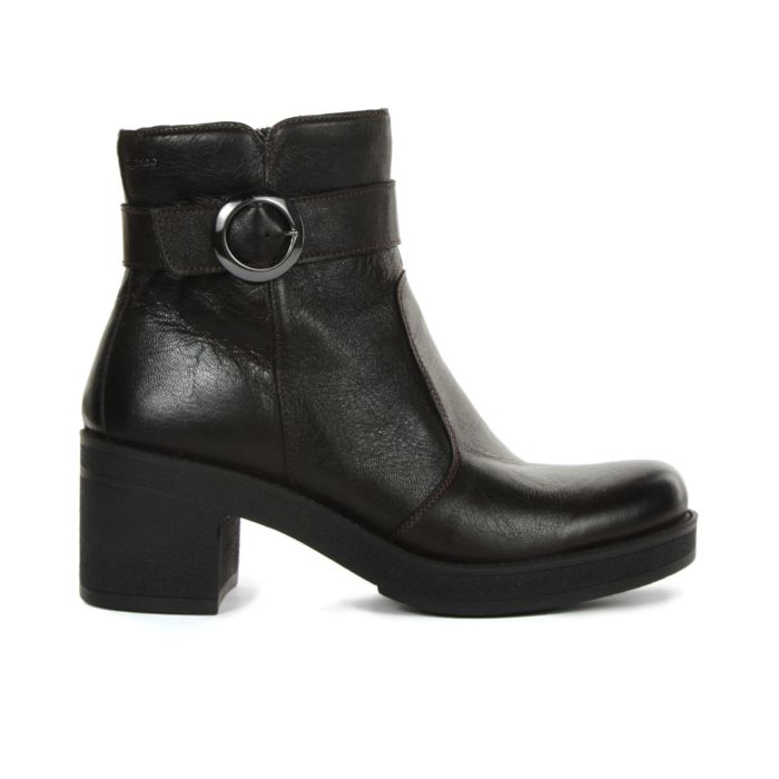 Stivaletti neri in pelle spazzolata con fibbia e tacco