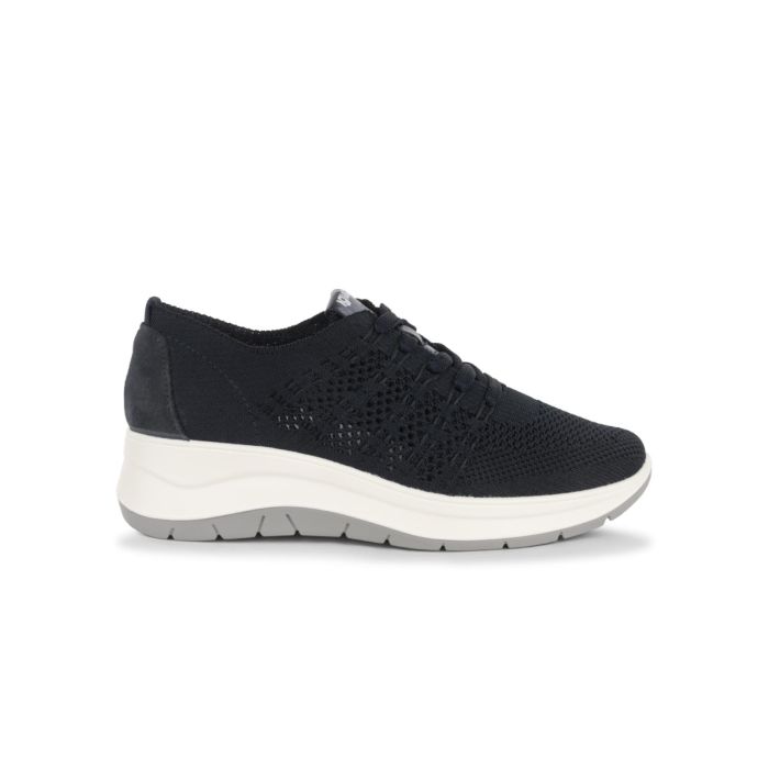Sneakers nere Igi&Co traforate da donna con suola zeppa