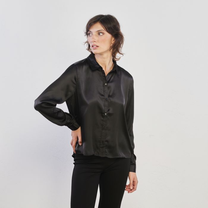 Camicia nera effetto satin