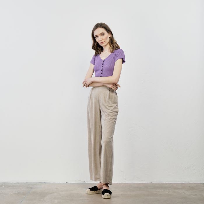 Pantaloni lunghi beige con tasche