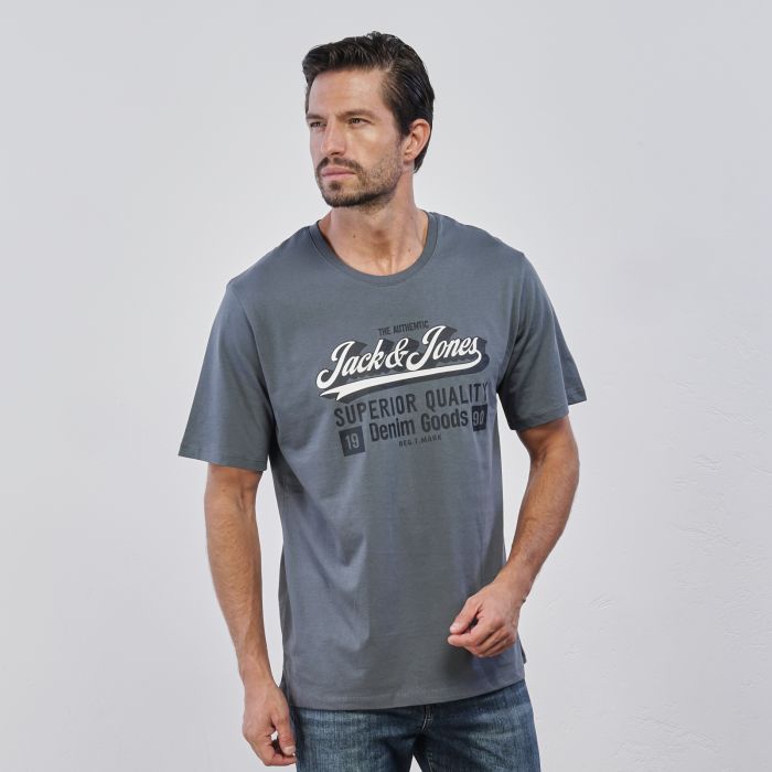 T-shirt azzurra da uomo con maniche corte e maxi logo