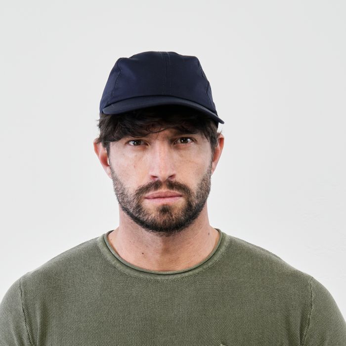 Cappelino blu tinta unita