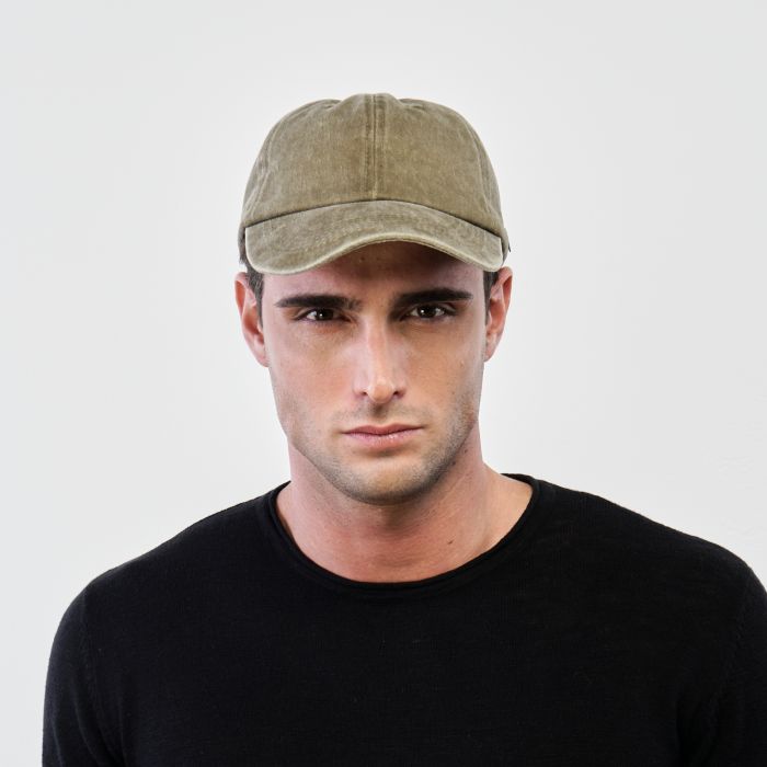 Cappellino verde in tinta unita effetto vintage