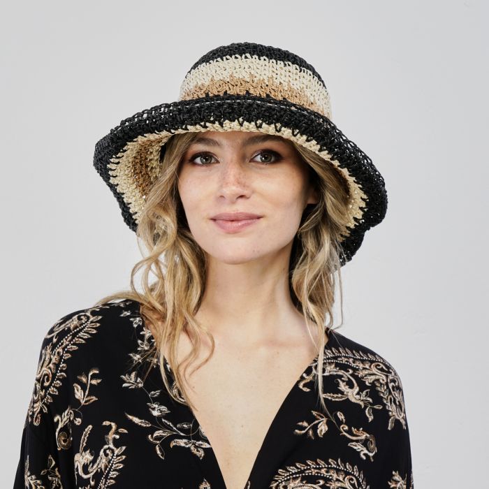 Cappello beige e nero da mare effetto paglia