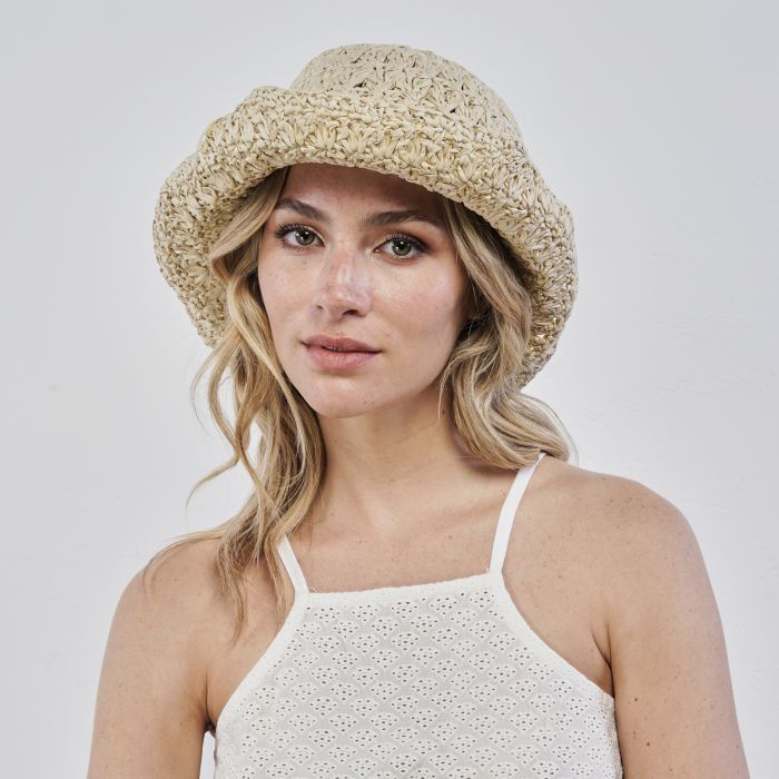 Cappello beige da mare da donna effetto paglia intrecciata