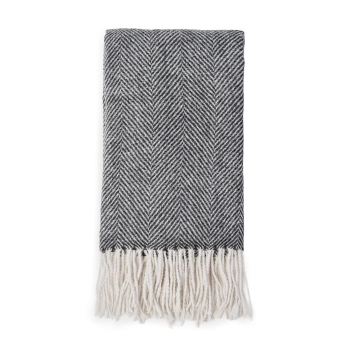 Sciarpa nera e bianca da uomo in fantasia spigata con frange