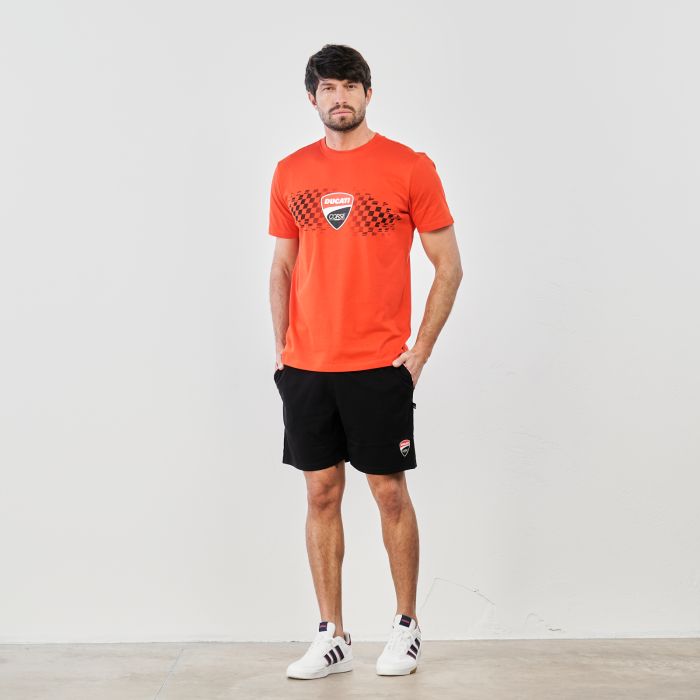 Shorts neri con tasche e stemma