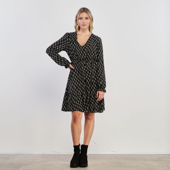 Vestito nero a maniche lunghe con volant e fantasia geometrica