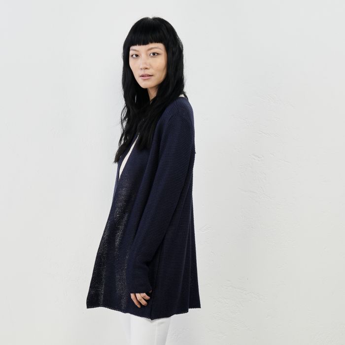 Cardigan blu leggero con bottone
