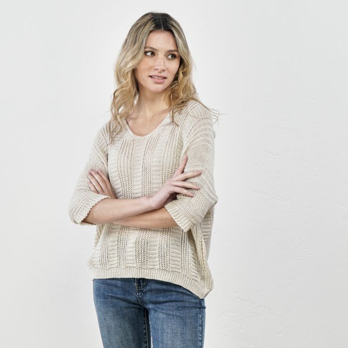 Maglioncino beige leggero con ricamo