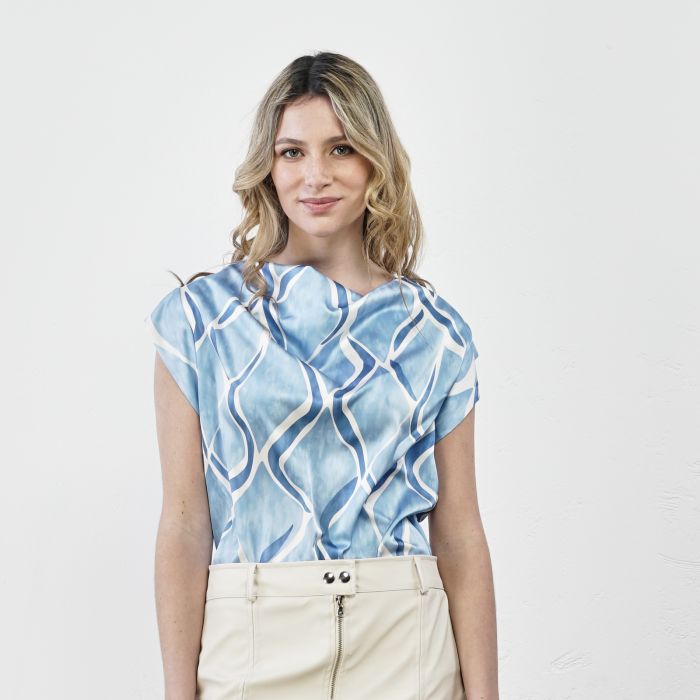 Blusa azzurra stampa geometrica