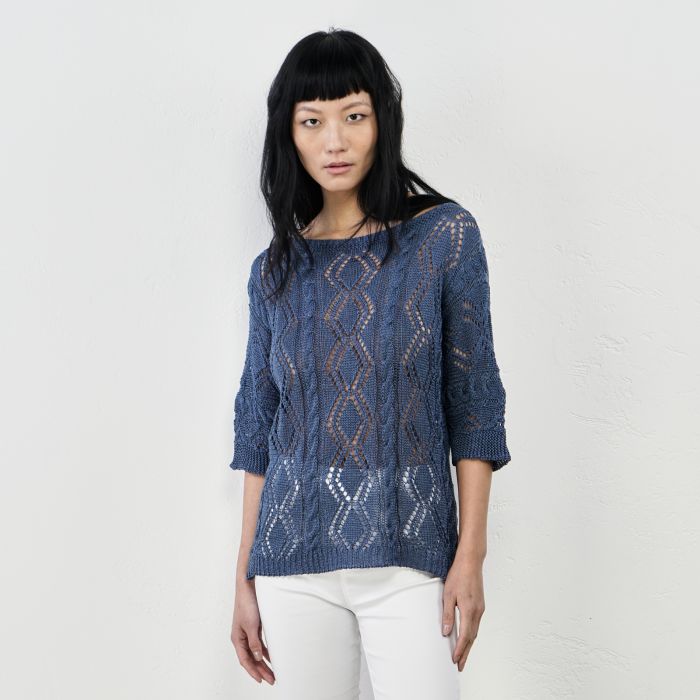 Maglioncino blu traforato