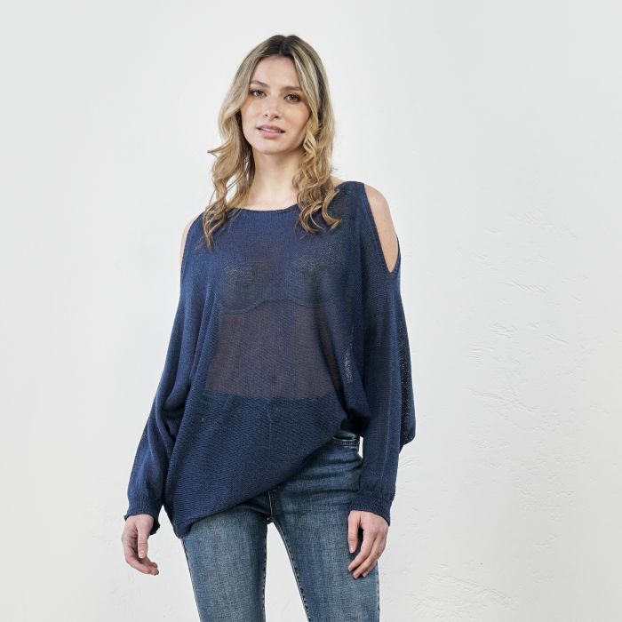 Maglia blu leggera con maniche lunghe e spalle scoperte