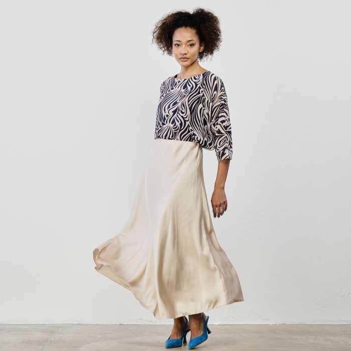 Gonna midi beige in tessuto effetto raso