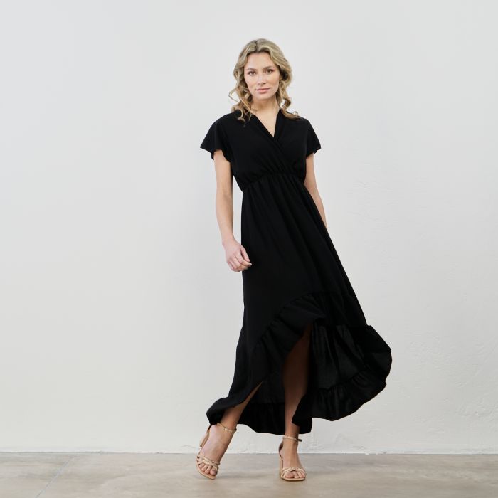 Abito lungo nero con volant