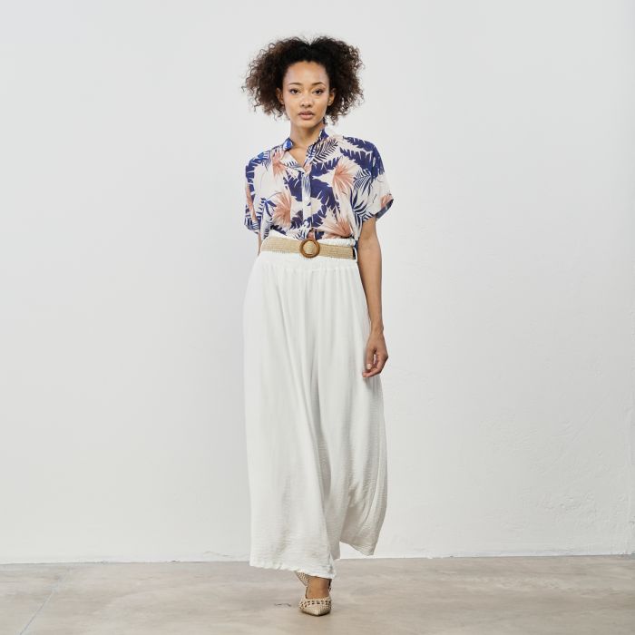 Pantaloni lunghi bianchi ampi con cintura