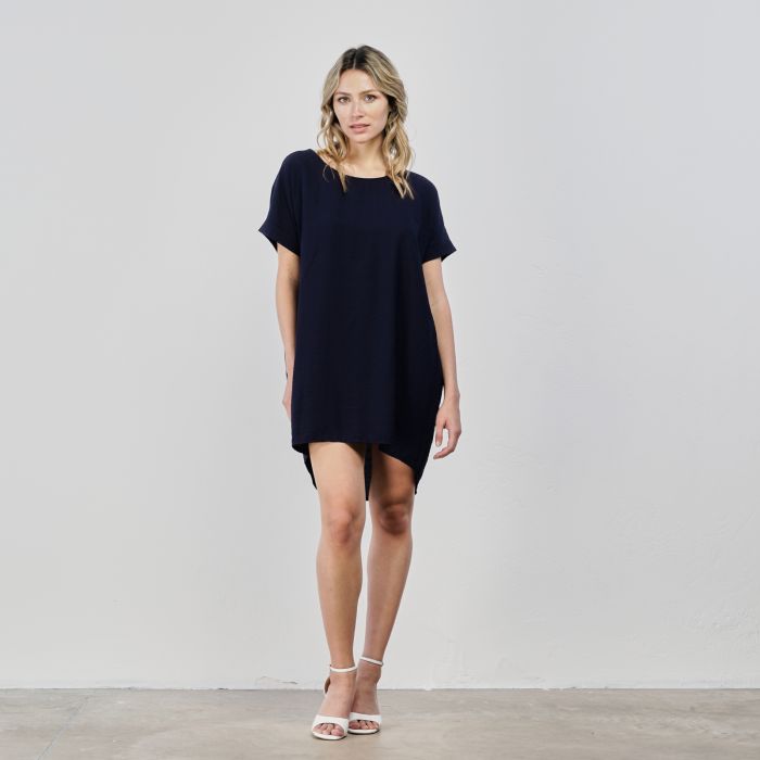 Vestito corto blu con dettaglio strass sulla schiena