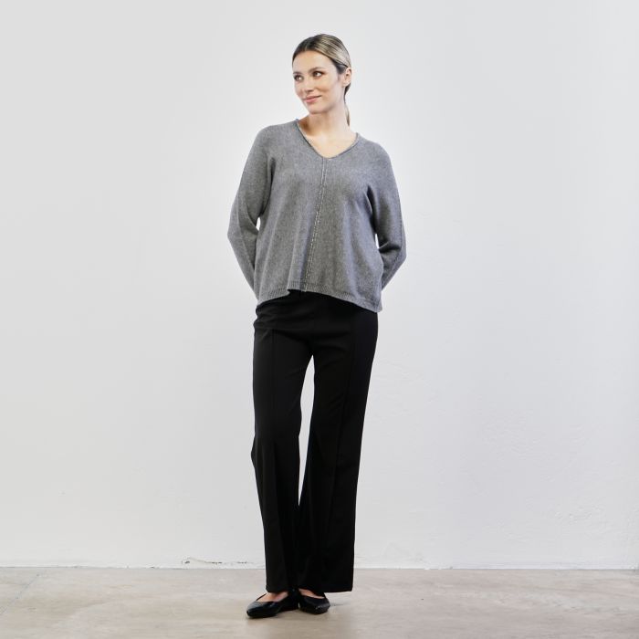 Pantaloni neri lunghi con fondo ampio