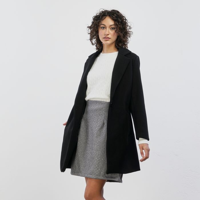 Cappotto nero con zip e bottone