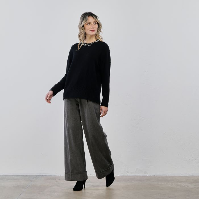 Pantaloni lunghi grigi modello a palazzo con maxi risvolti