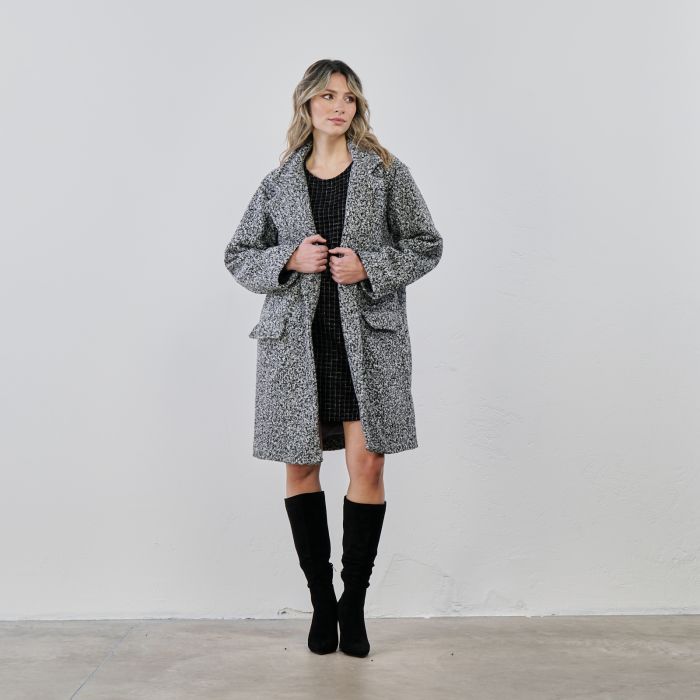 Cappotto grigio con bottoni in fantasia melange