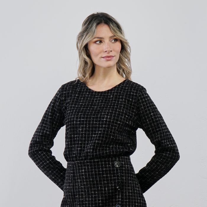 Maglia nera con fantasia in lurex