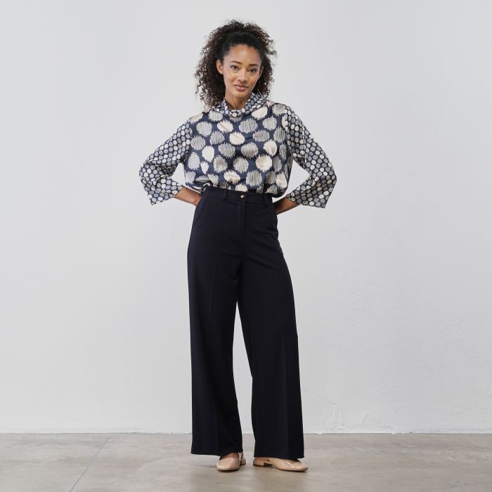 Pantaloni blu ampi con tasche