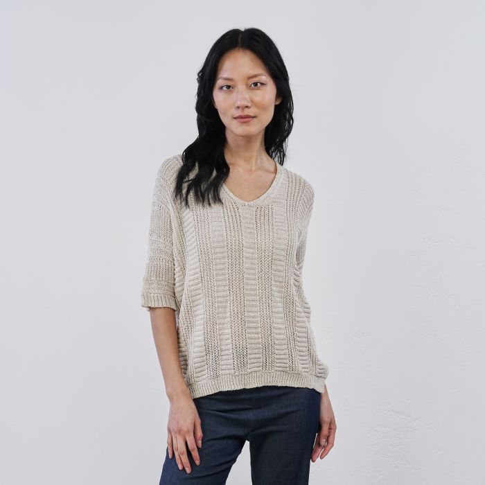 Maglia beige da donna effetto ricamato