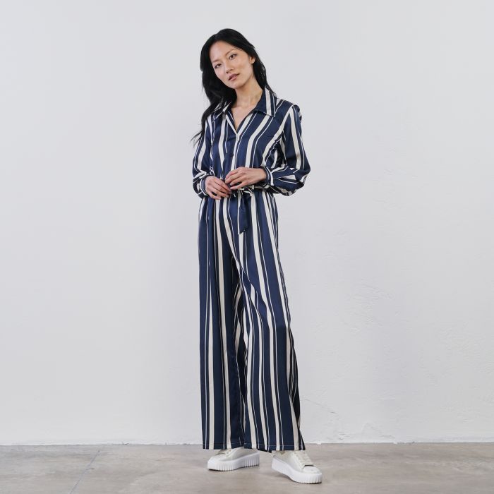 Pantaloni lunghi morbidi bianchi e blu a righe da donna