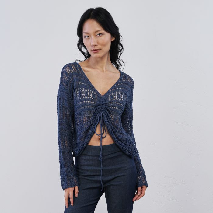 Maglia blu traforata da donna con coulisse