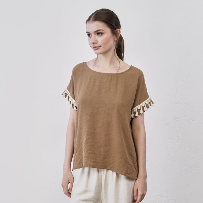 T-shirt marrone da donna maniche corte con nappine