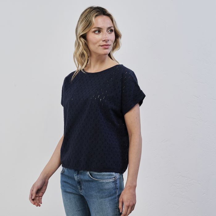 T-shirt blu da donna traforata con maniche corte