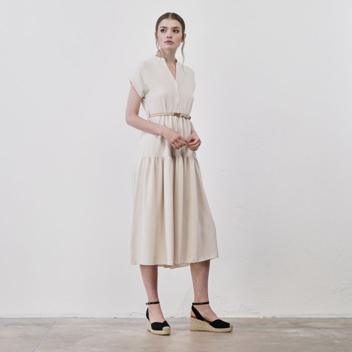 Abito midi beige da donna con cintura