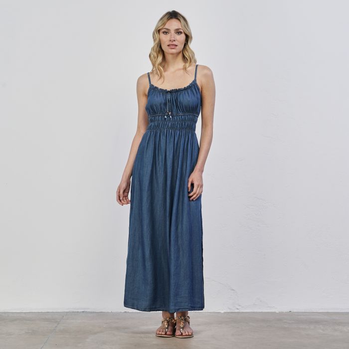 Abito lungo azzurro da donna in tessuto effetto denim senza maniche