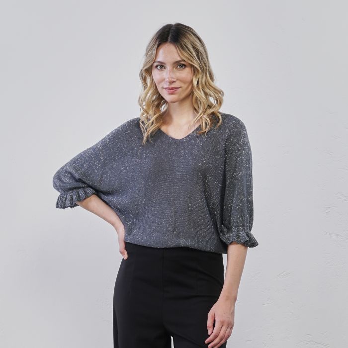 Maglia grigia da donna in tessuto lurex con maniche con volant