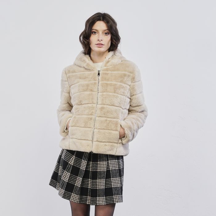 Eco-pelliccia beige da donna con tasche, zip e cappuccio