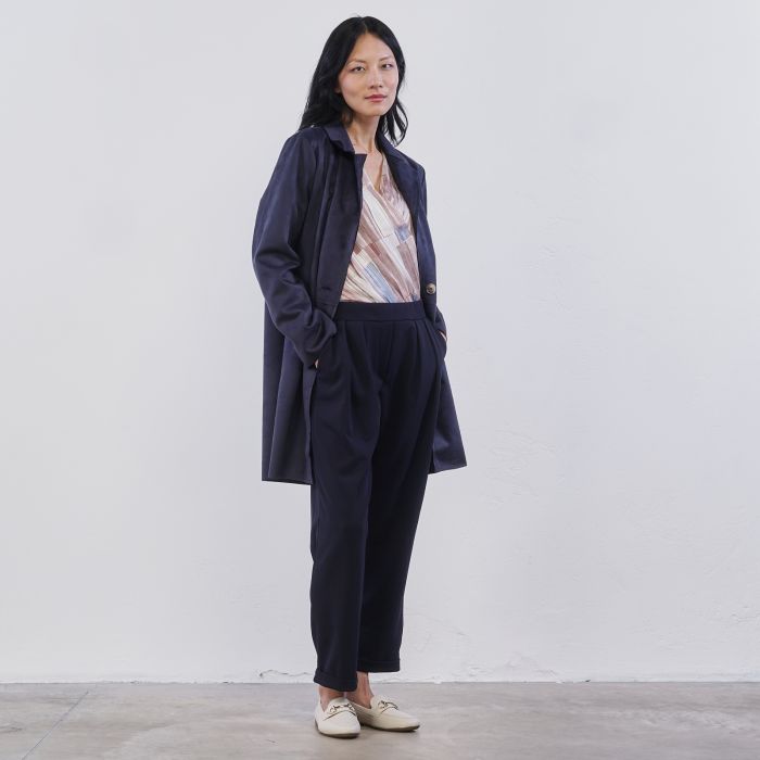 Cappotto leggero blu Alesya con bottoni